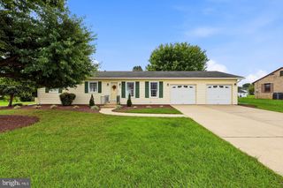 118 TAVERN RD, Martinsburg, WV 25401