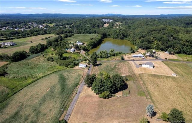 490 Barberry Road, East Haven, CT 06473