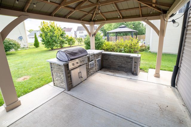 10396 Windward Drive, Indianapolis, IN 46234