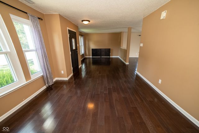 10396 Windward Drive, Indianapolis, IN 46234