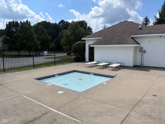10396 Windward Drive, Indianapolis, IN 46234