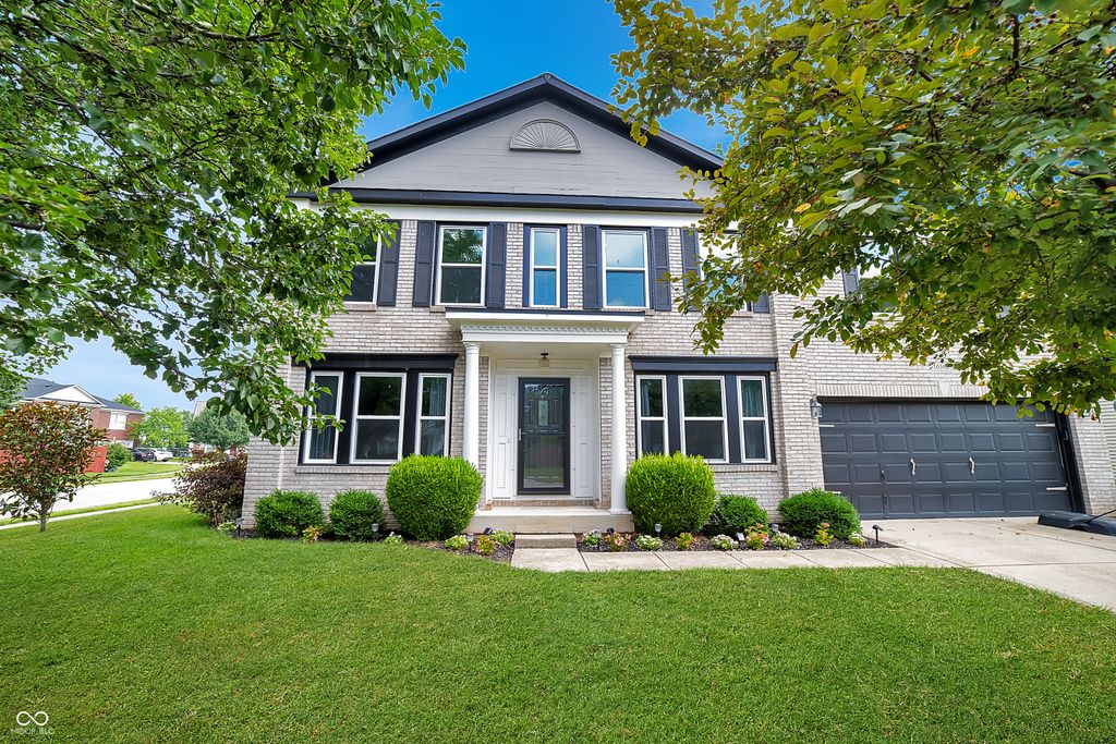 10396 Windward Drive, Indianapolis, IN 46234