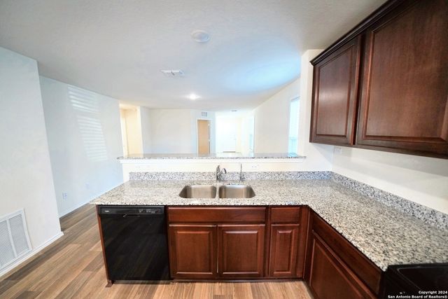 815 Retama Pass, San Antonio, TX 78219