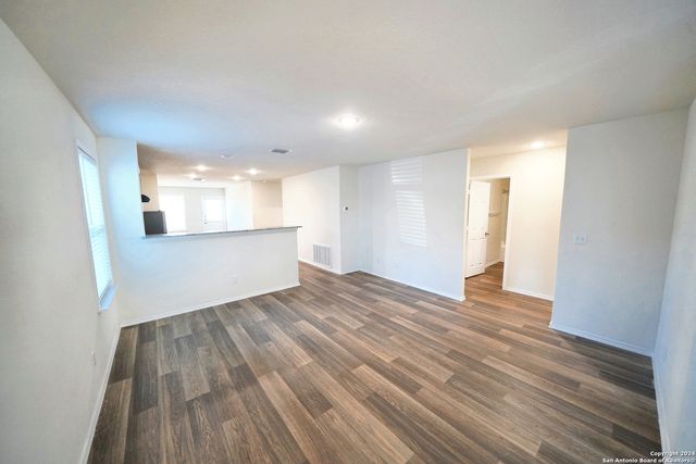 815 Retama Pass, San Antonio, TX 78219