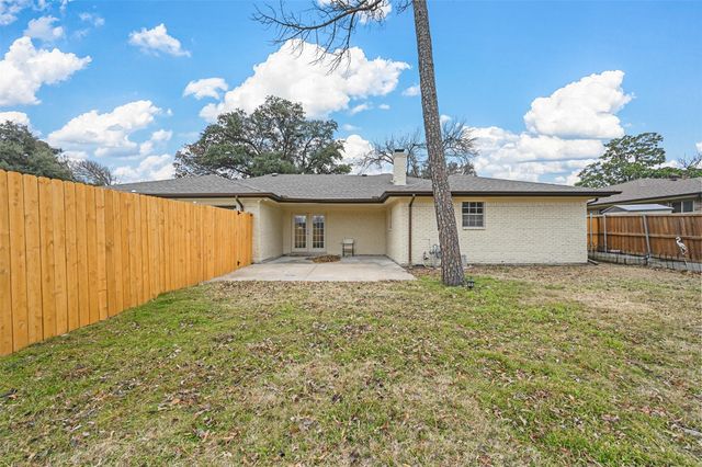 2205 Westlake Drive, Plano, TX 75075