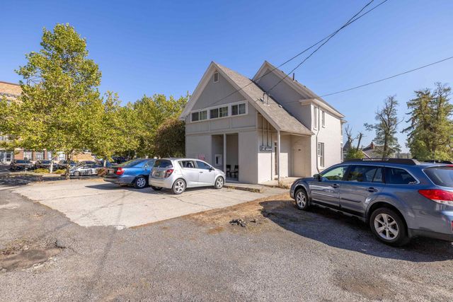 422 4th St, Cheney, WA 99004