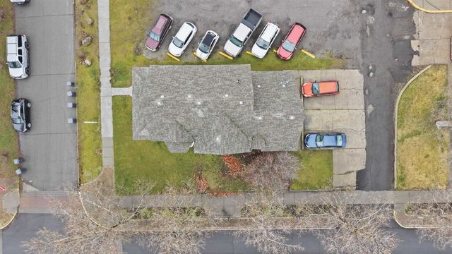 422 4th St, Cheney, WA 99004