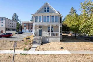 422 4th St, Cheney, WA 99004