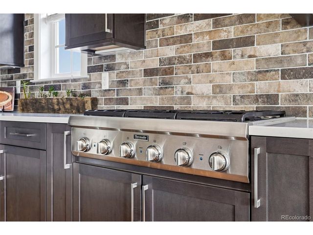 6082 Chester St, Denver, CO 80238