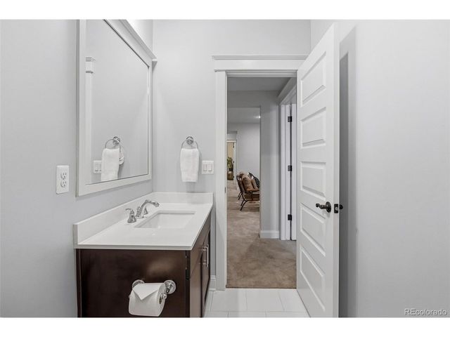 6082 Chester St, Denver, CO 80238