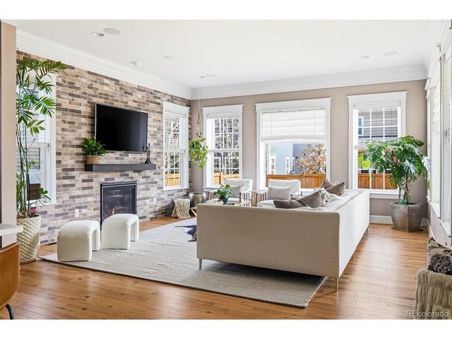6082 Chester St, Denver, CO 80238