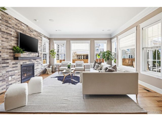 6082 Chester St, Denver, CO 80238