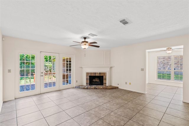 103 Breezy Point Place, The Woodlands, TX 77381