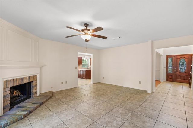 103 Breezy Point Place, The Woodlands, TX 77381