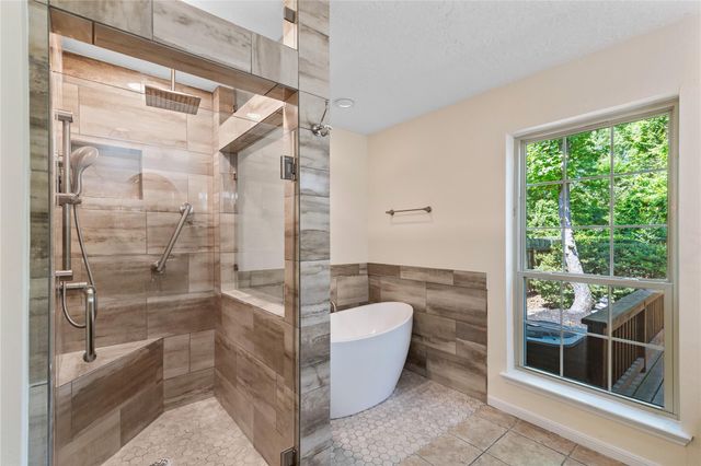 103 Breezy Point Place, The Woodlands, TX 77381
