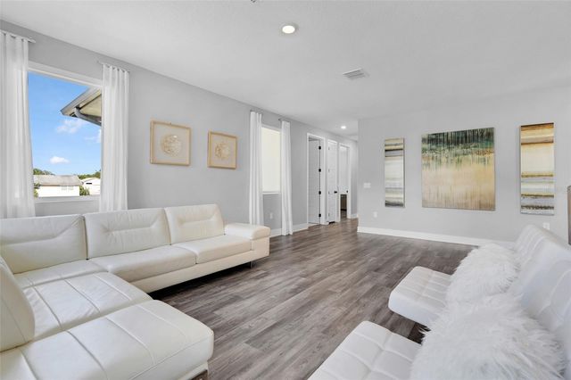 1805 S FERN CREEK AVENUE, Orlando, FL 32806