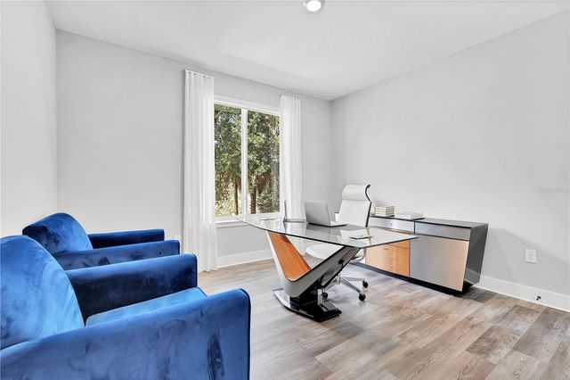 1805 S FERN CREEK AVENUE, Orlando, FL 32806