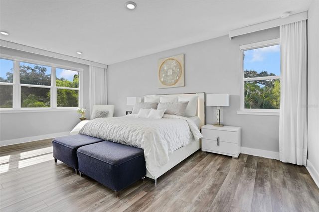 1805 S FERN CREEK AVENUE, Orlando, FL 32806