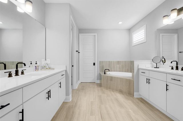 1805 S FERN CREEK AVENUE, Orlando, FL 32806