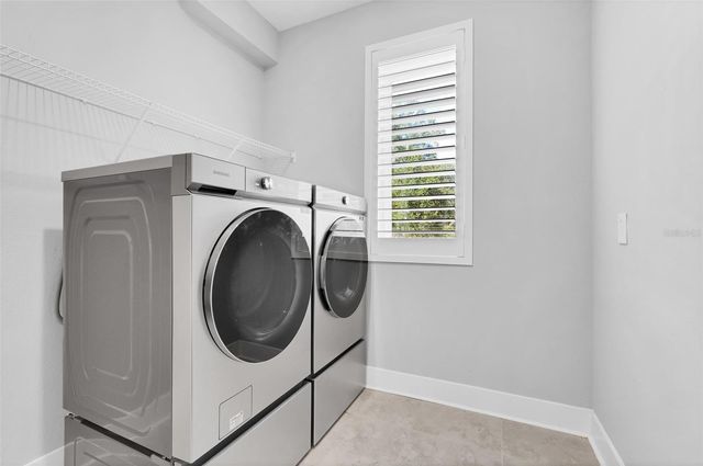 1805 S FERN CREEK AVENUE, Orlando, FL 32806