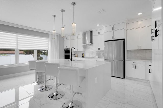 1805 S FERN CREEK AVENUE, Orlando, FL 32806