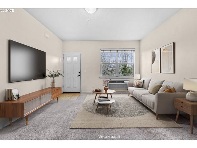 8904 Ne BRENTFORD Way, Hillsboro, OR 97006