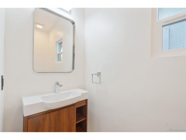 3351 N Gaylord St, Denver, CO 80205