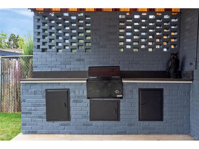 3351 N Gaylord St, Denver, CO 80205