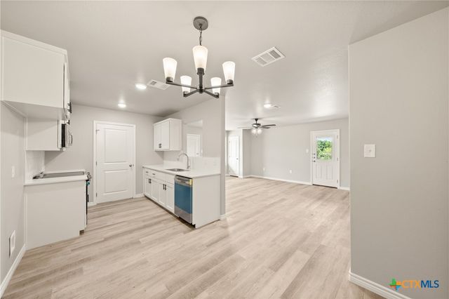 224-226 Melissa Street, Bruceville Eddy, TX 76524