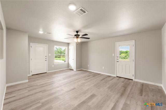 224-226 Melissa Street, Bruceville Eddy, TX 76524