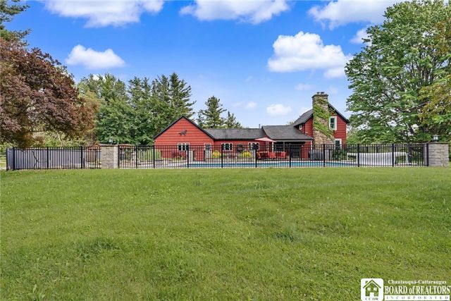 9303 Falls Road, Colden, NY 14170