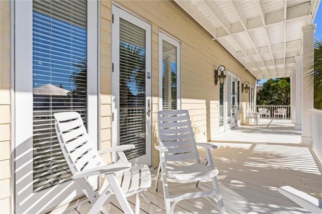 612 Hernando Place, Dauphin Island, AL 36528