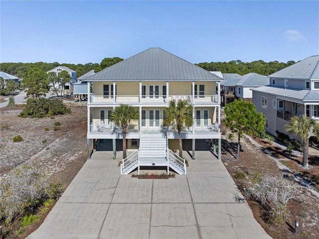 612 Hernando Place, Dauphin Island, AL 36528