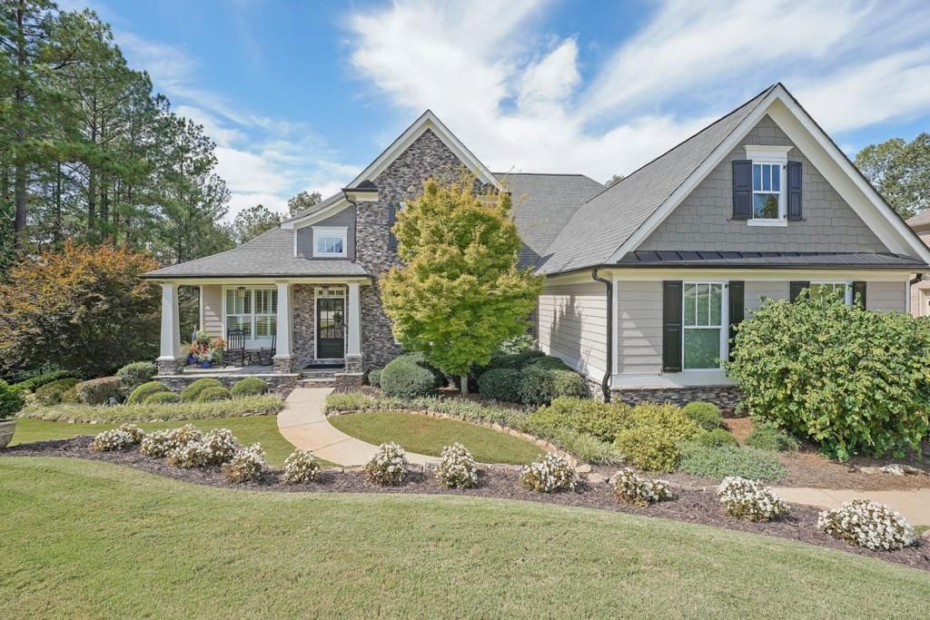 102 Silverdale Lane, Acworth, GA 30101