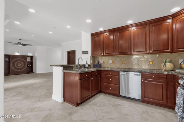 21320 N 56th Street 1116, Phoenix, AZ 85054