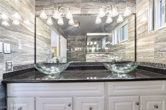 3814 Edmond Street, Las Vegas, NV 89103