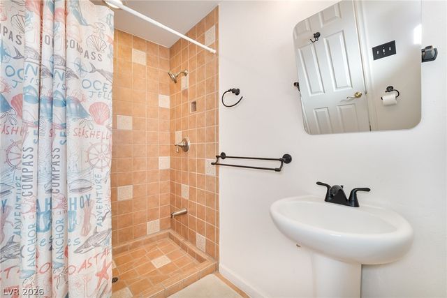 3814 Edmond Street, Las Vegas, NV 89103