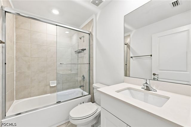 3513 NE 12th AVE, Cape Coral, FL 33909