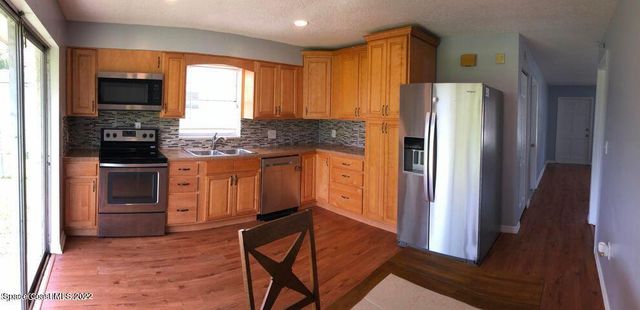 423 Count Street, Melbourne, FL 32901