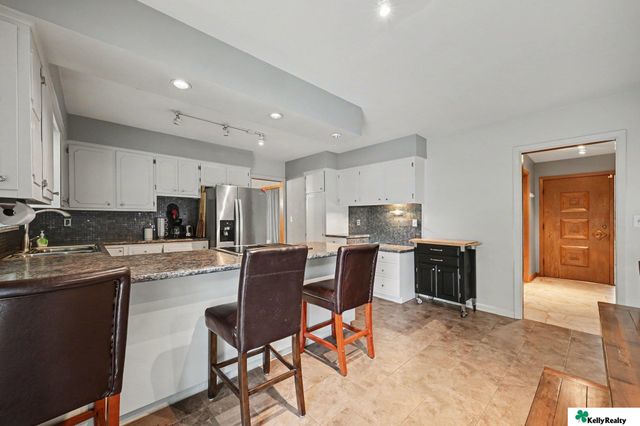3603 S 49th Avenue, Omaha, NE 68106