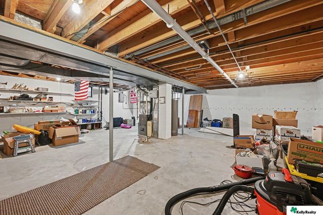 3603 S 49th Avenue, Omaha, NE 68106