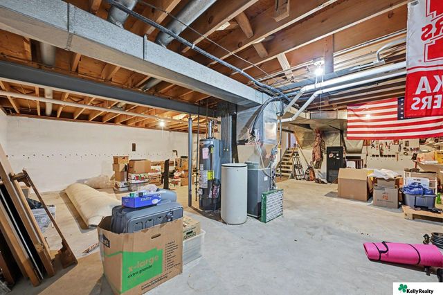 3603 S 49th Avenue, Omaha, NE 68106
