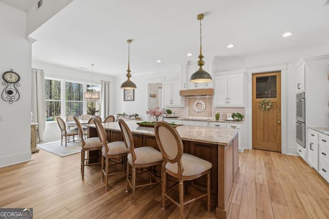 931 Antrim Glen Drive, Hoschton, GA 30548