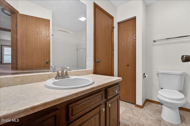 34 Westchester Drive, Clifton Park, NY 12065
