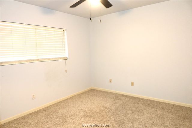 1500 Olympia Way 31, College Station, TX 77840