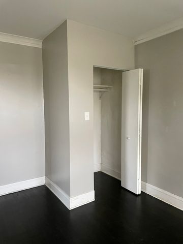7922 S MARSHFIELD Avenue 3f, Chicago, IL 60620