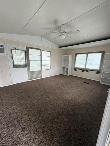 248 Flame LN, North Fort Myers, FL 33917