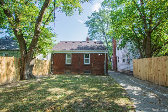 11921 Riad Street, Detroit, MI 48224