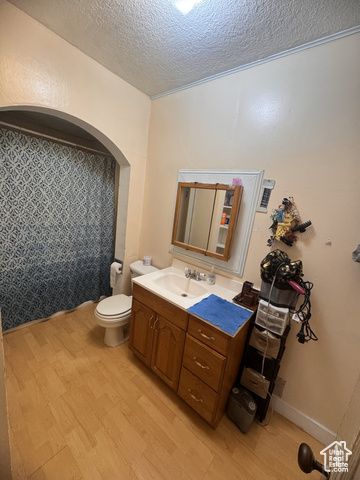 6 N 400 W, Hyrum, UT 84319