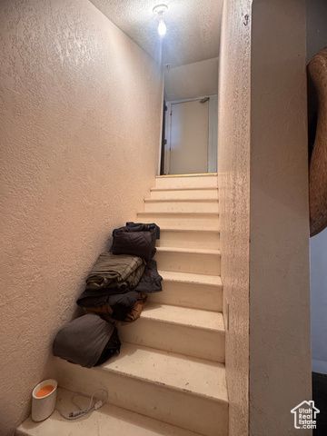 6 N 400 W, Hyrum, UT 84319